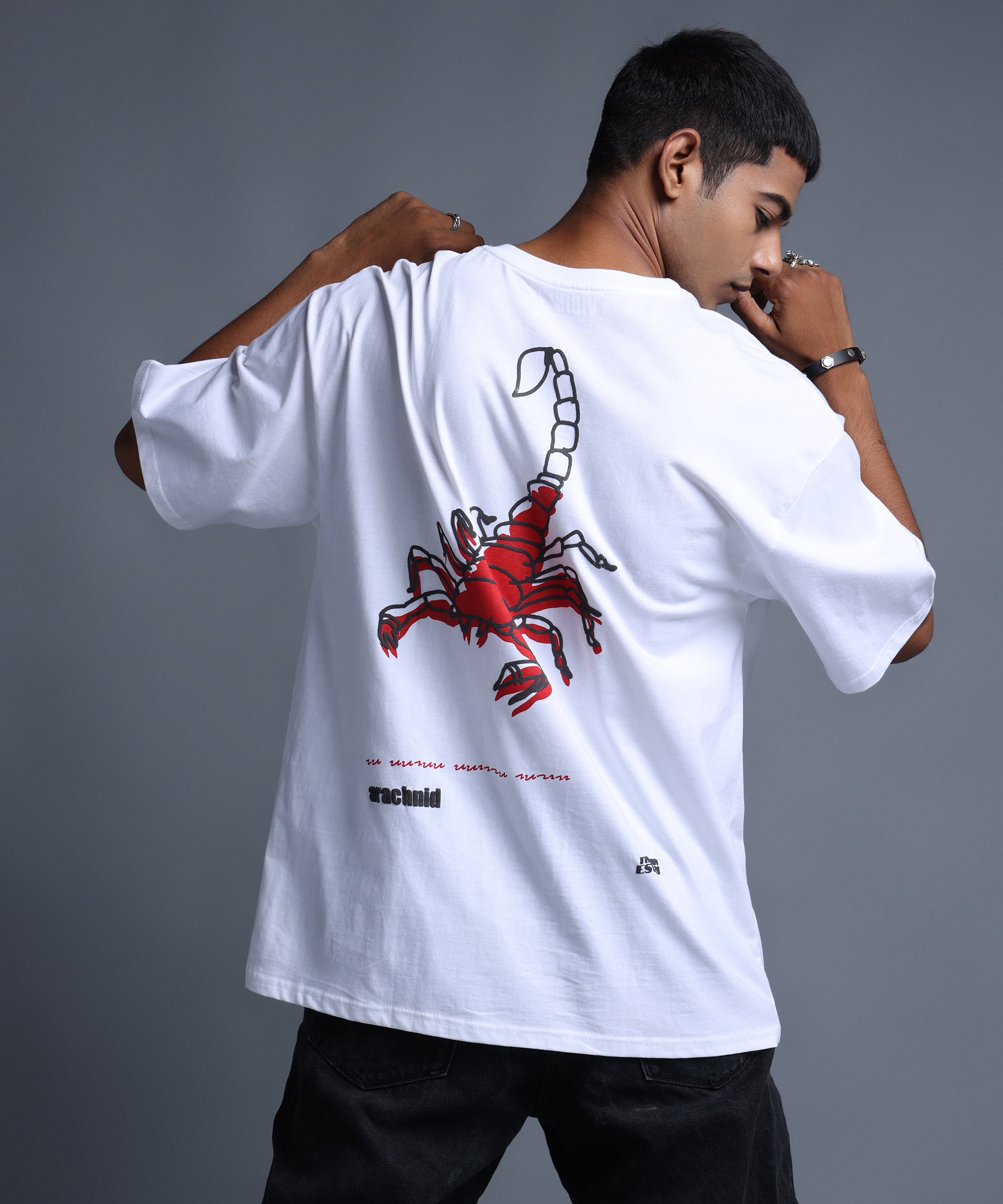 SCORPION OVERSIZED T-SHIRT