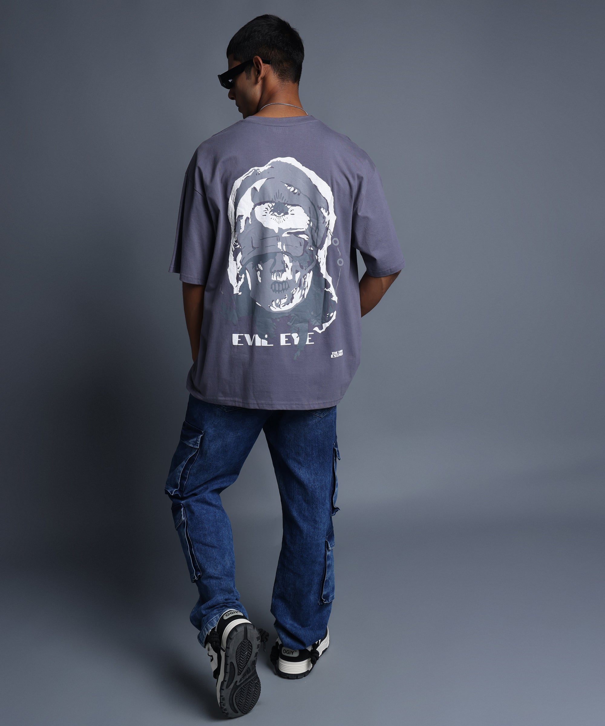 EVIL EYE OVERSIZED T-SHIRT - GREY
