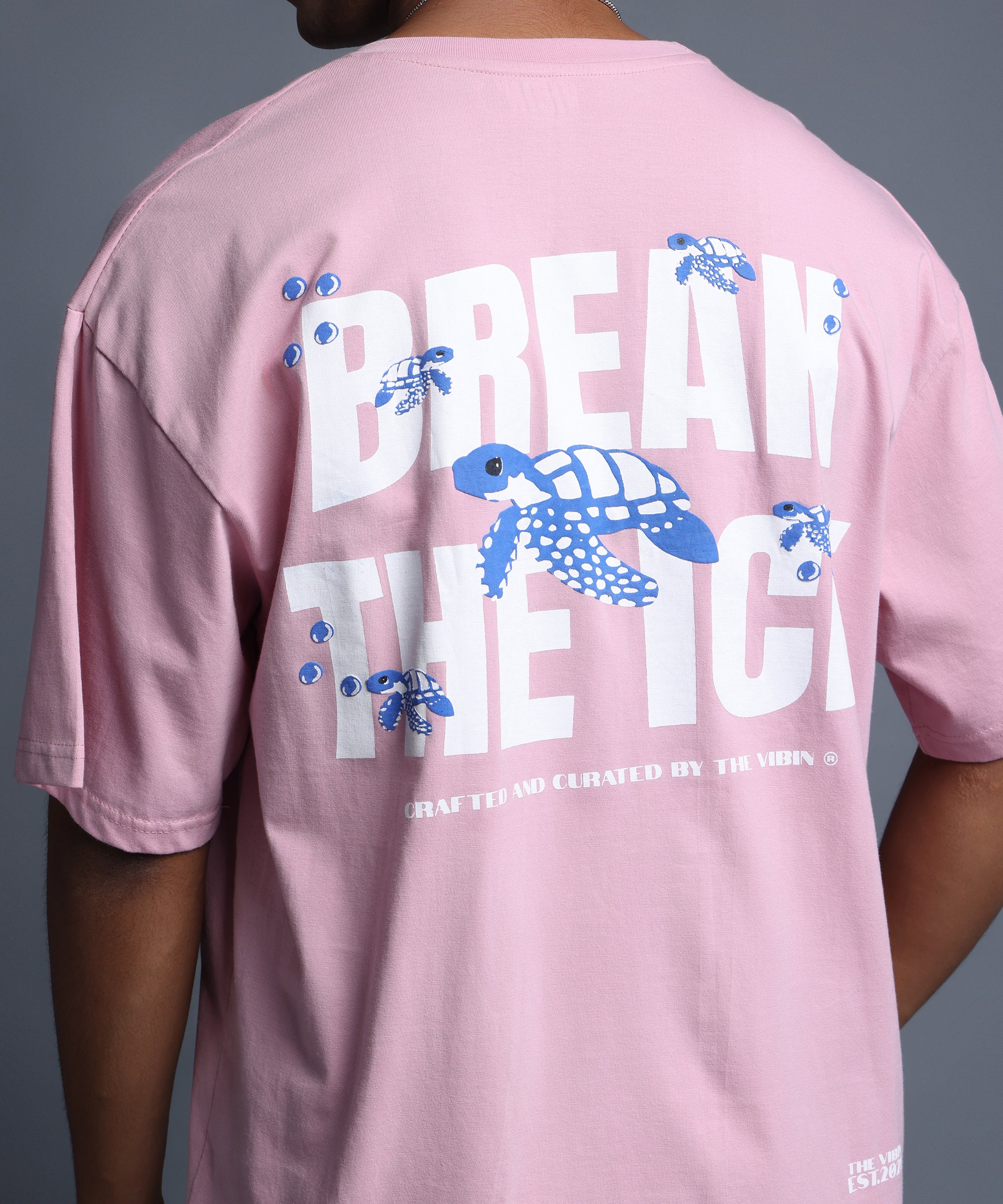 BREAK THE ICE OVERSIZED T-SHIRT