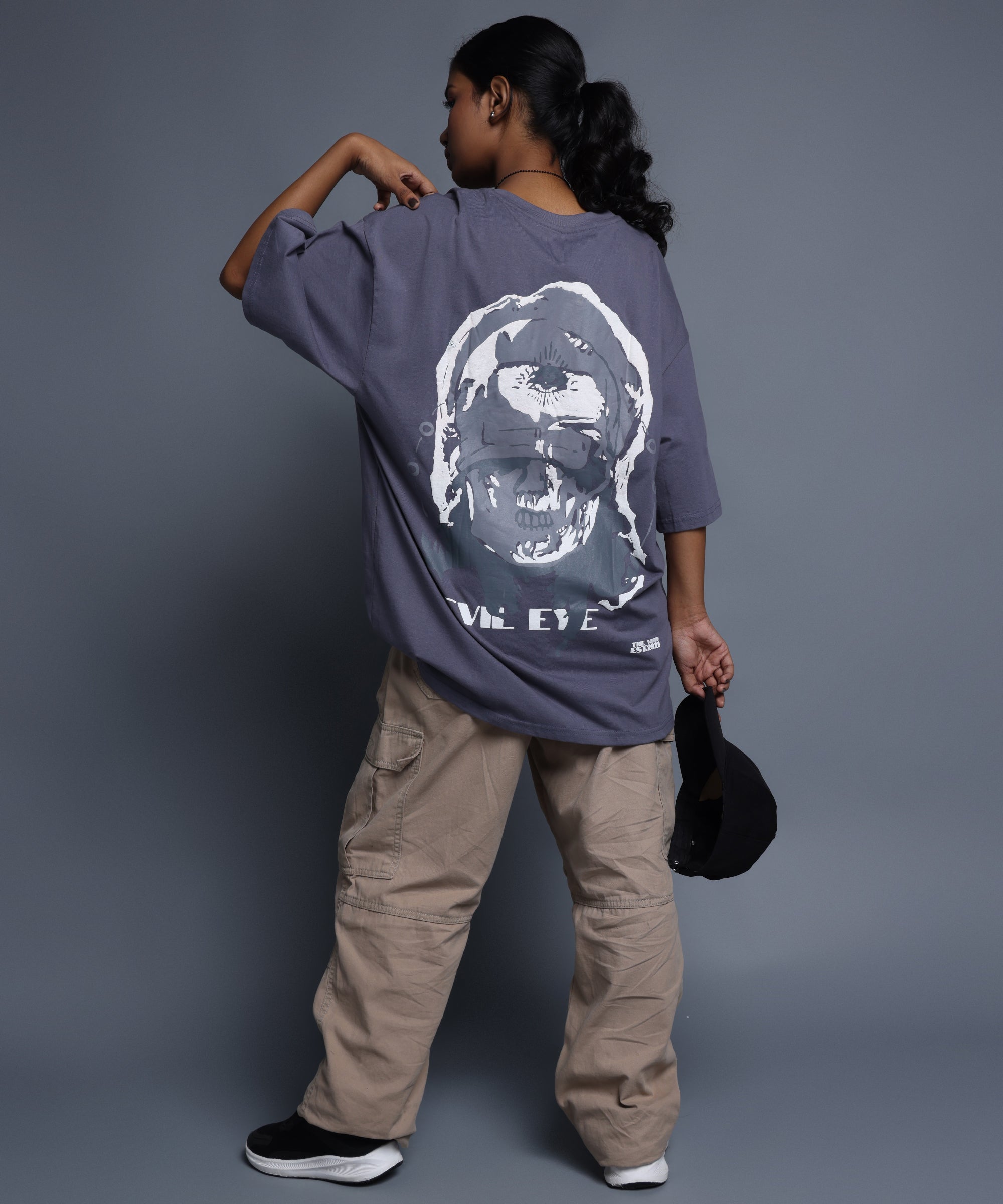 EVIL EYE OVERSIZED T-SHIRT - GREY