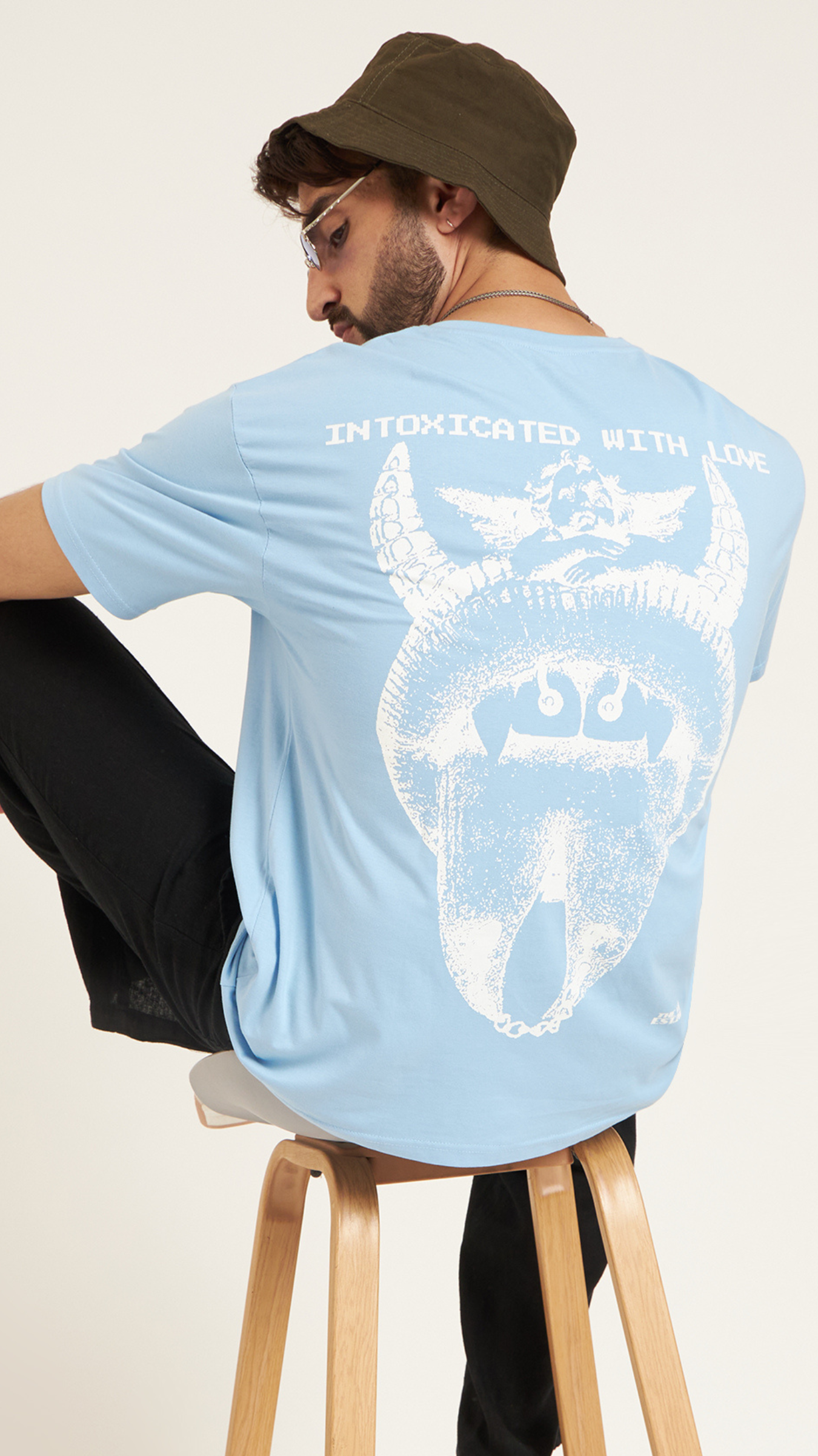 INTOXICATED WITH LOVE OVERSIZED T-SHIRT