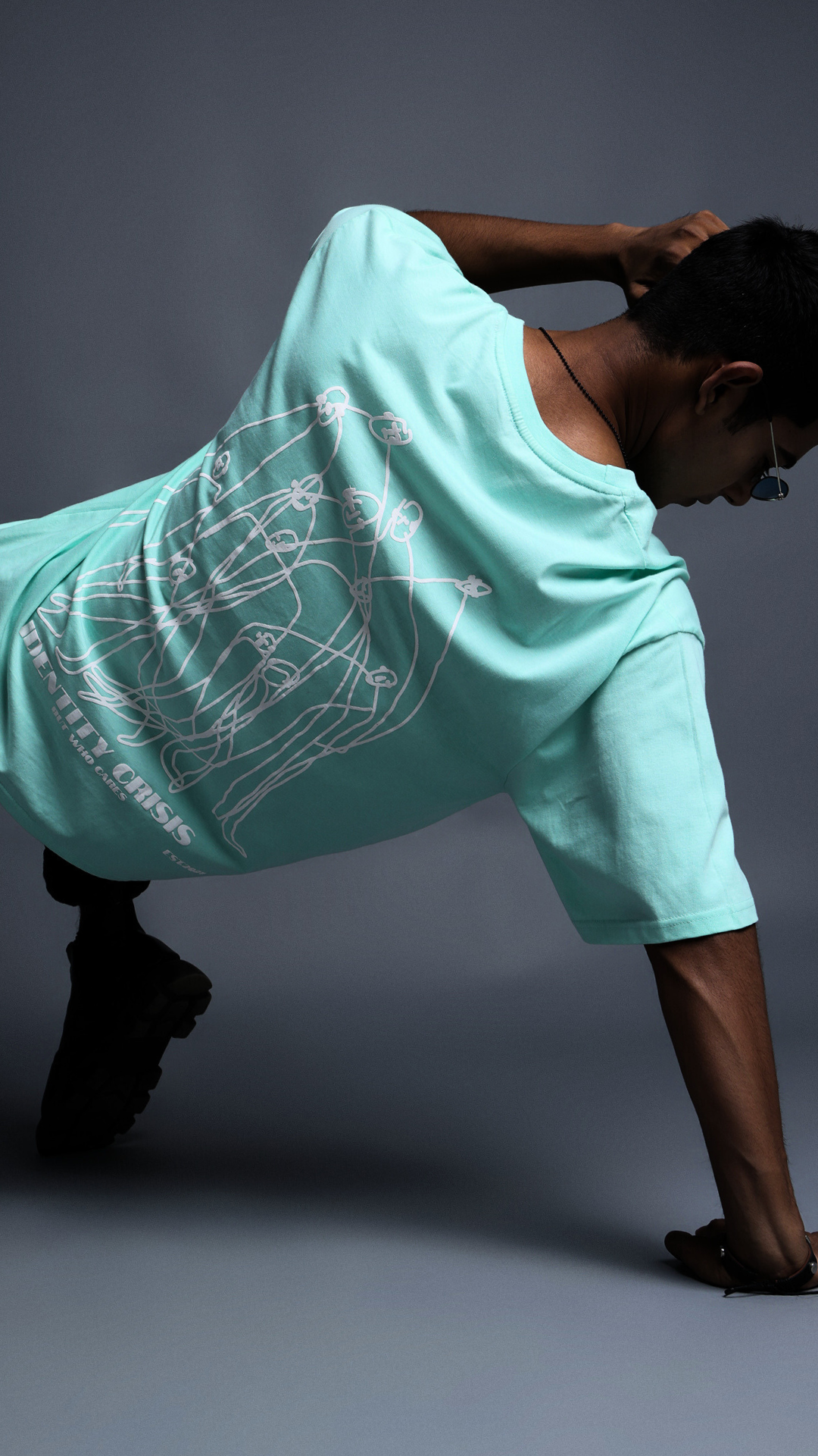 IDENTITY CRISIS OVERSIZED T-SHIRT